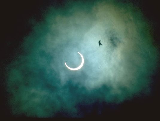 APOD: 1997 August 27 – A Fleeting Eclipse