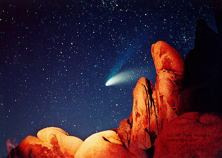 APOD: 1997 December 15 – A Farewell to Tails