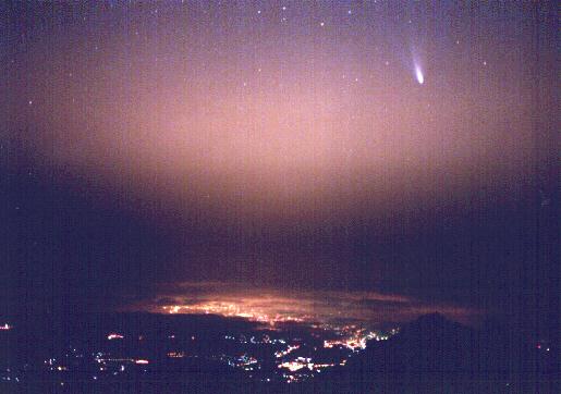 APOD: 1997 March 25 – Hale-Bopp Brightest Comet This Century