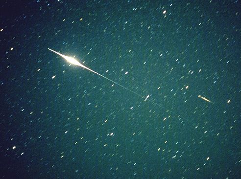 APOD: 1998 April 02 – Iridium Flare