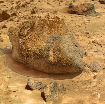 APOD: 1998 March 09 – Yogi Rock on Mars