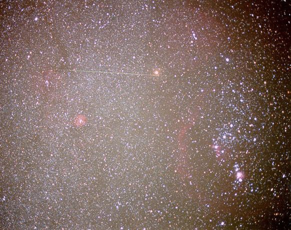 Meteor Milky Way — APOD for 1998-11-26