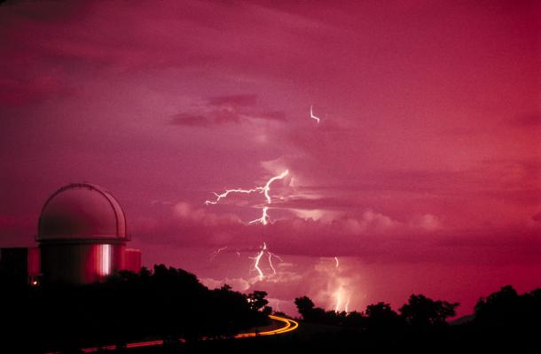 APOD: 1999 January 19 – Telescope with Lightning