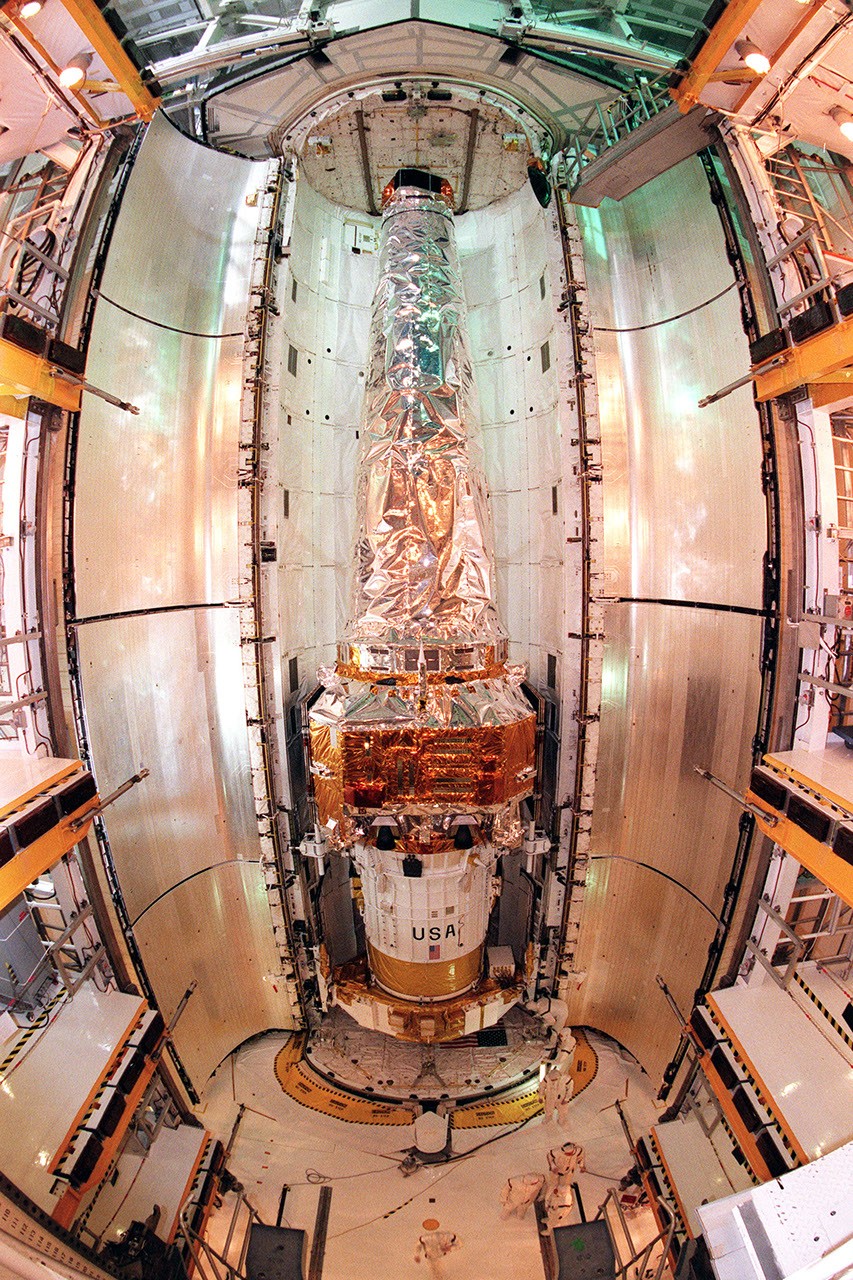 Chandra X Ray Telescope — APOD for 1999-07-27