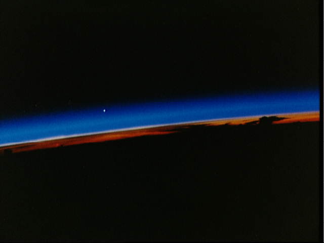 APOD: 1999 June 19 – Venus on the Horizon