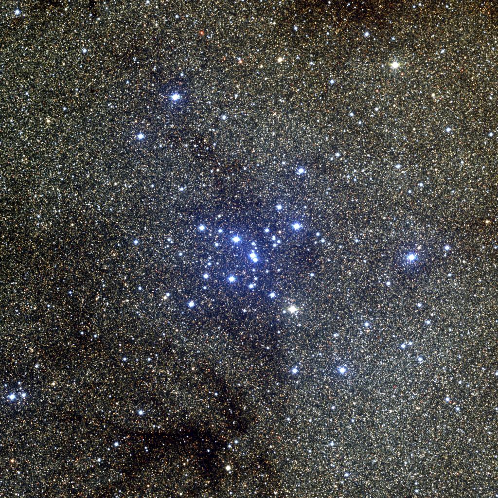 APOD: 2000 April 05 – The M7 Open Star Cluster in Scorpius