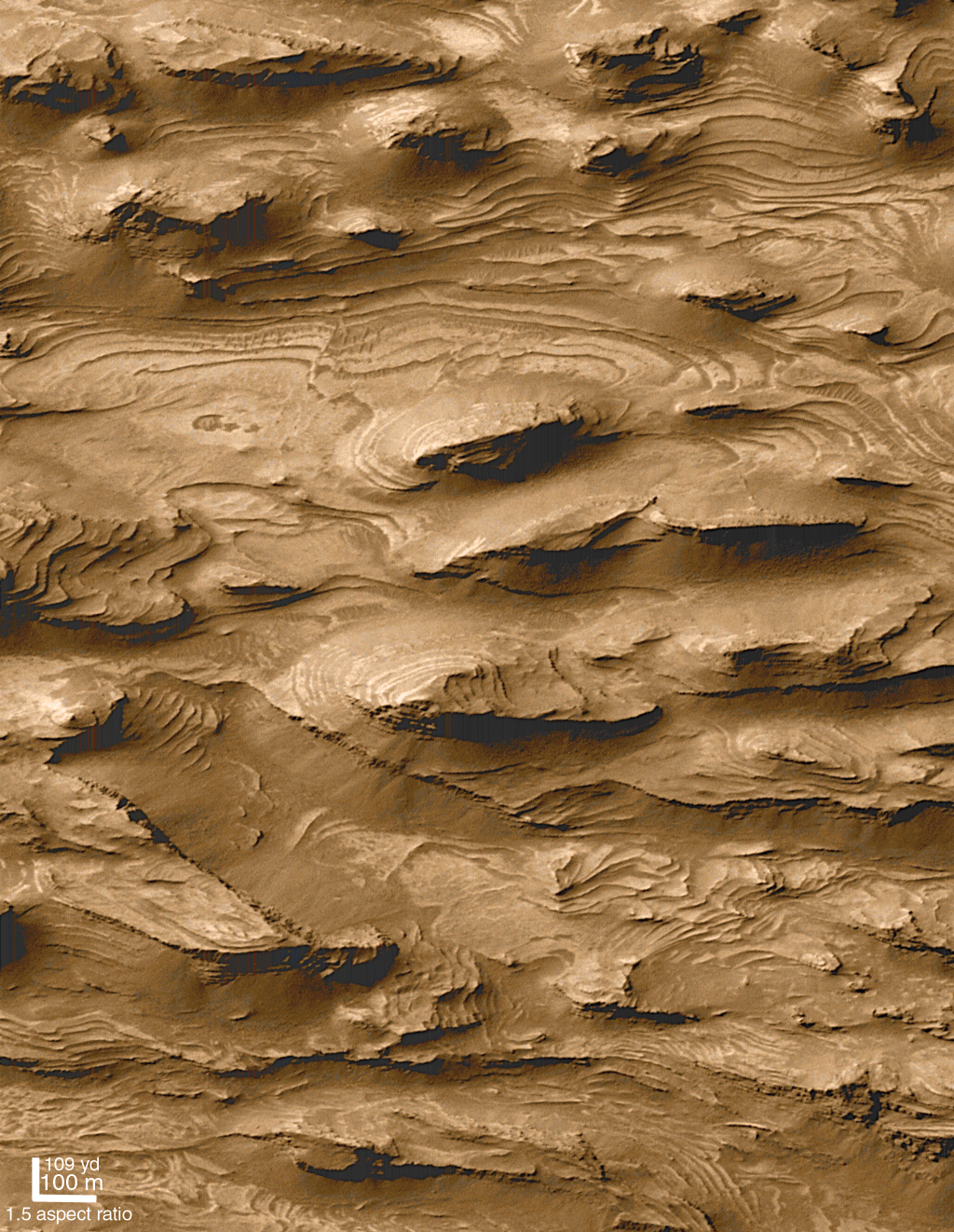APOD: 2000 December 05 – Layered Mars: An Ancient Water World