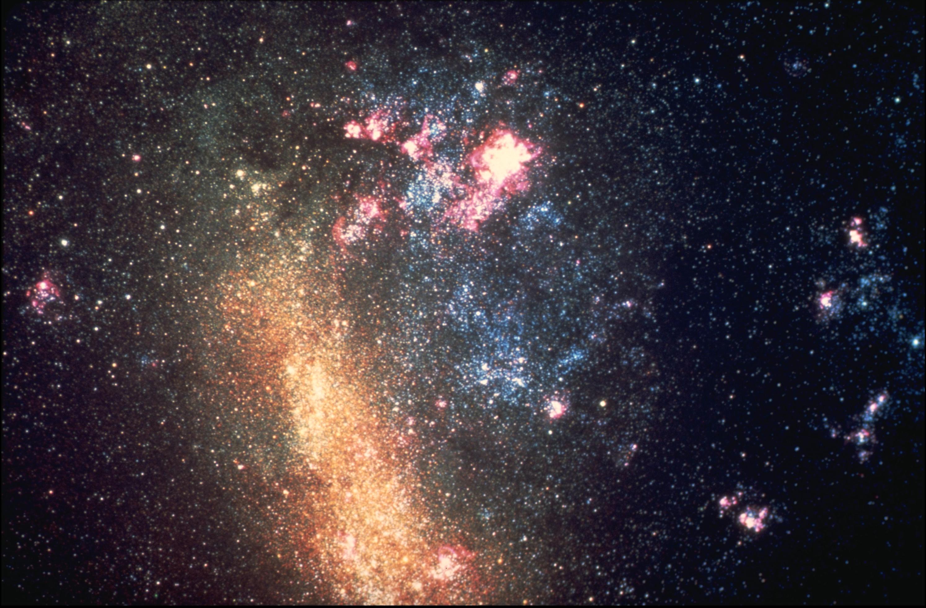 APOD: 2001 August 4 – Neighboring Galaxy: The Large Magellanic Cloud
