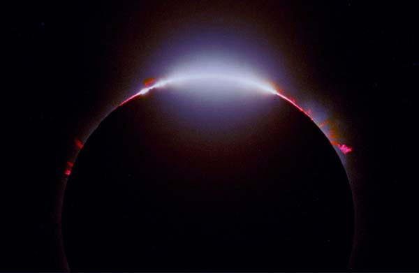 APOD: 2001 July 26 – Madagascar Totality