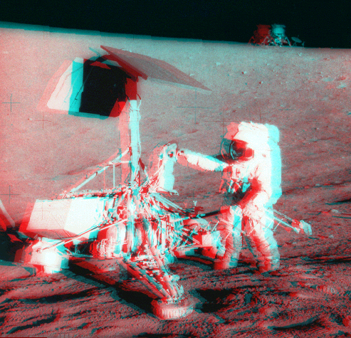 APOD: 2001 March 10 – Apollo / Suveyor Stereo View