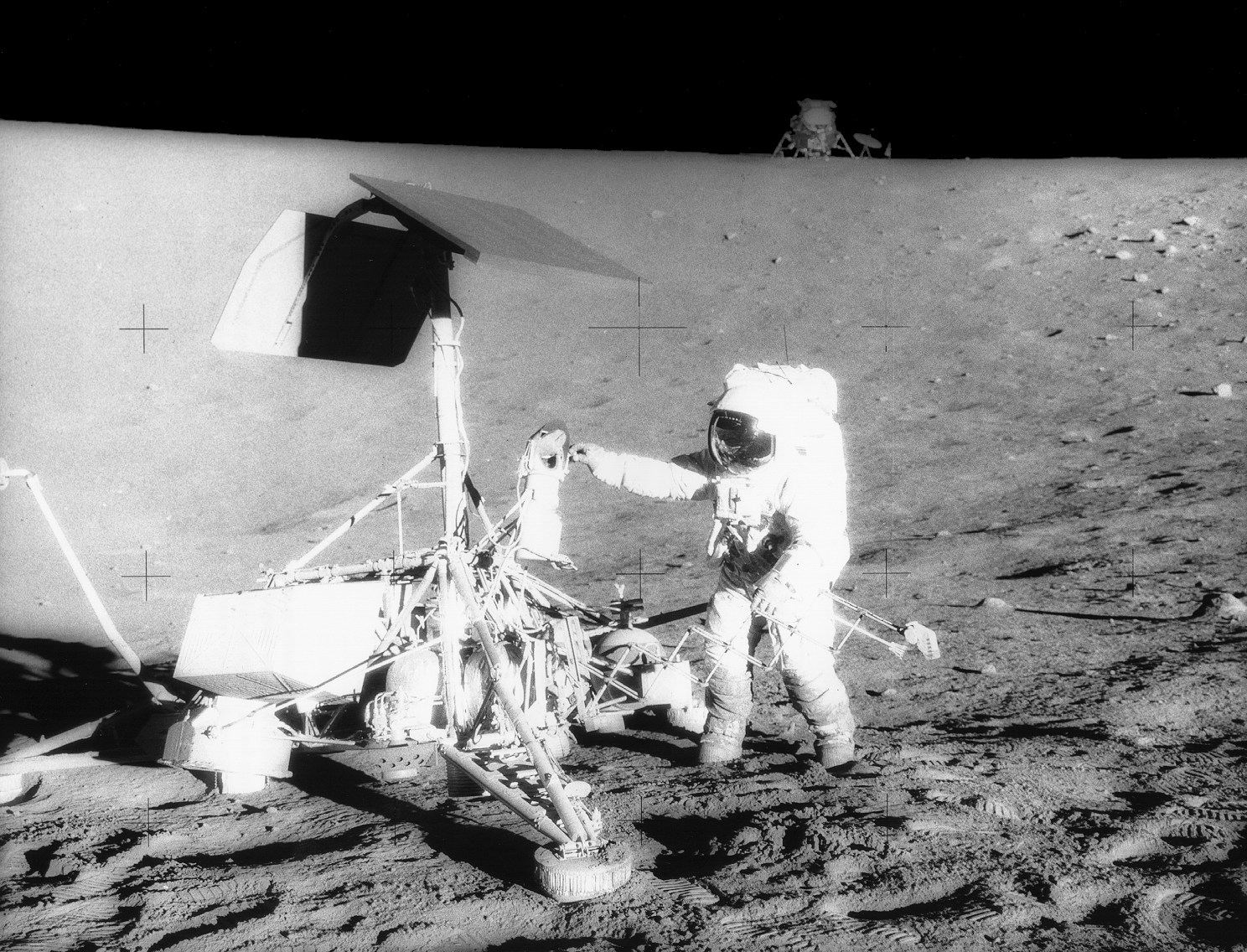 APOD: 2001 March 3 – Apollo 12 Visits Surveyor 3