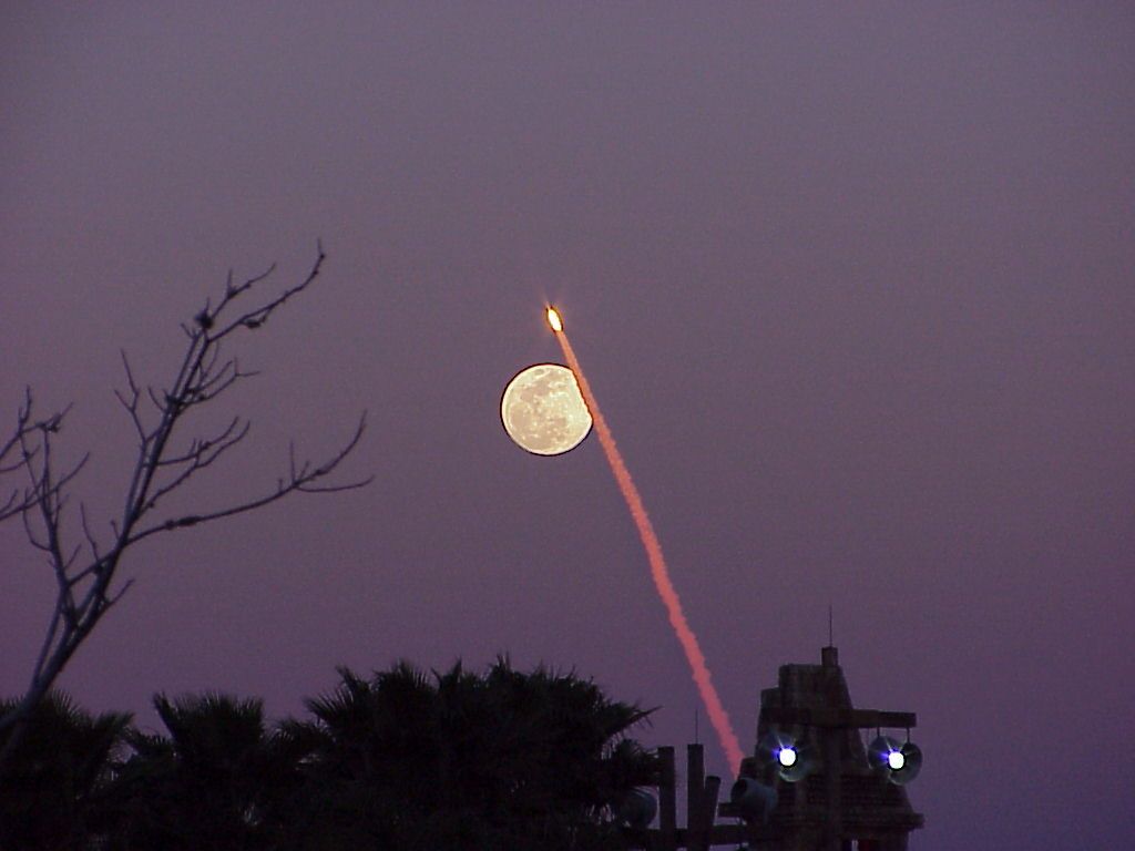APOD: 2001 May 12 – Shuttle Moon