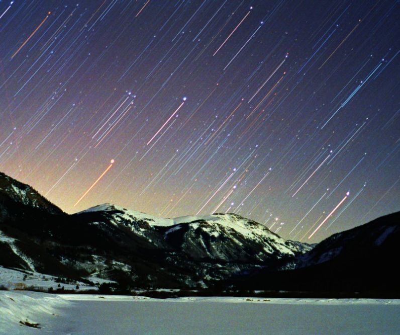 APOD: 2002 December 25 – Orion Rising
