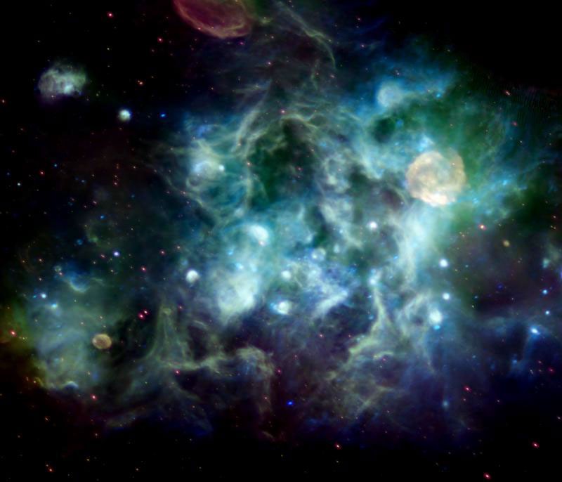 A Radio Vista of Cygnus — APOD for 2002-02-18