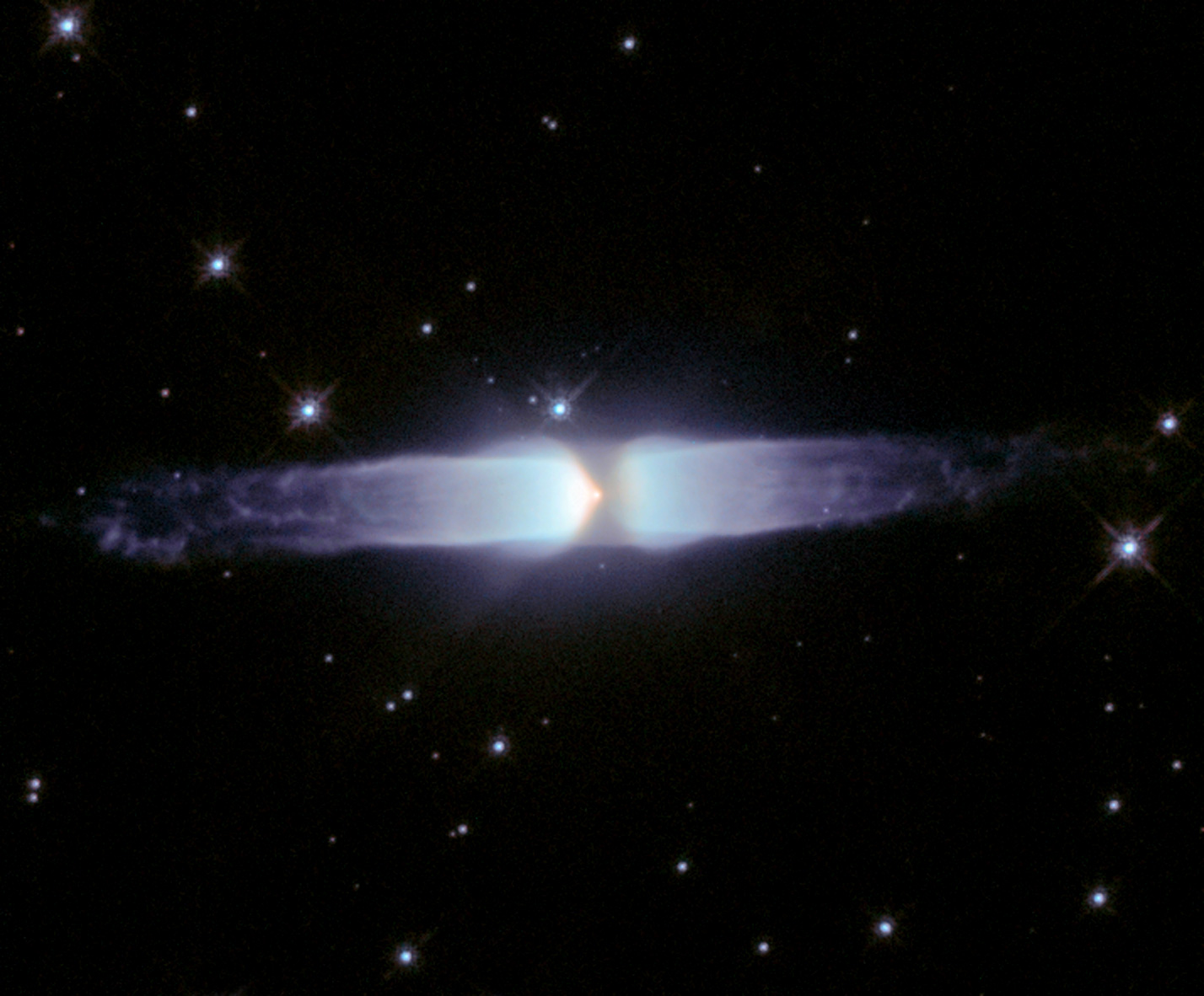 APOD: 2002 July 31 – Henize 3-401: An Elongated Planetary Nebula