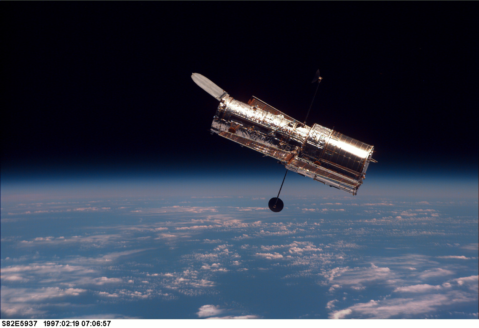 APOD: 2002 November 24 – Hubble Floats Free