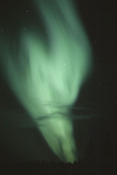 Aurora in the Night — APOD for 2002-10-31