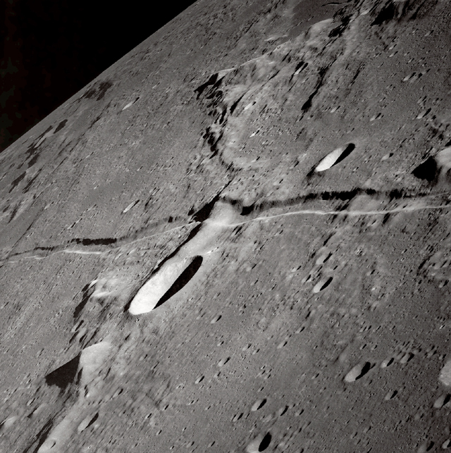 APOD: 2002 October 29 – A Lunar Rille