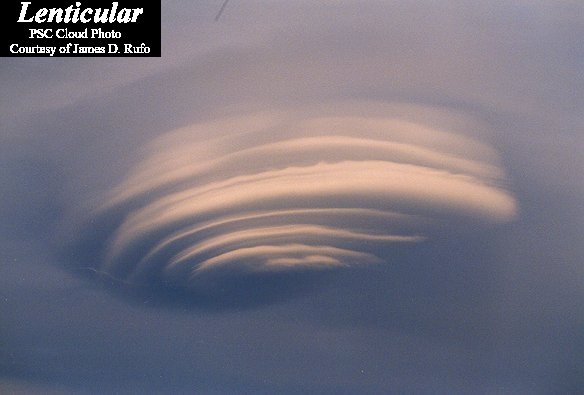 APOD: 2003 April 30 – A Lenticular Cloud Over New Hampshire