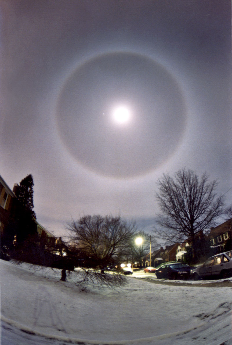 APOD: 2003 April 21 – A Halo Around the Moon