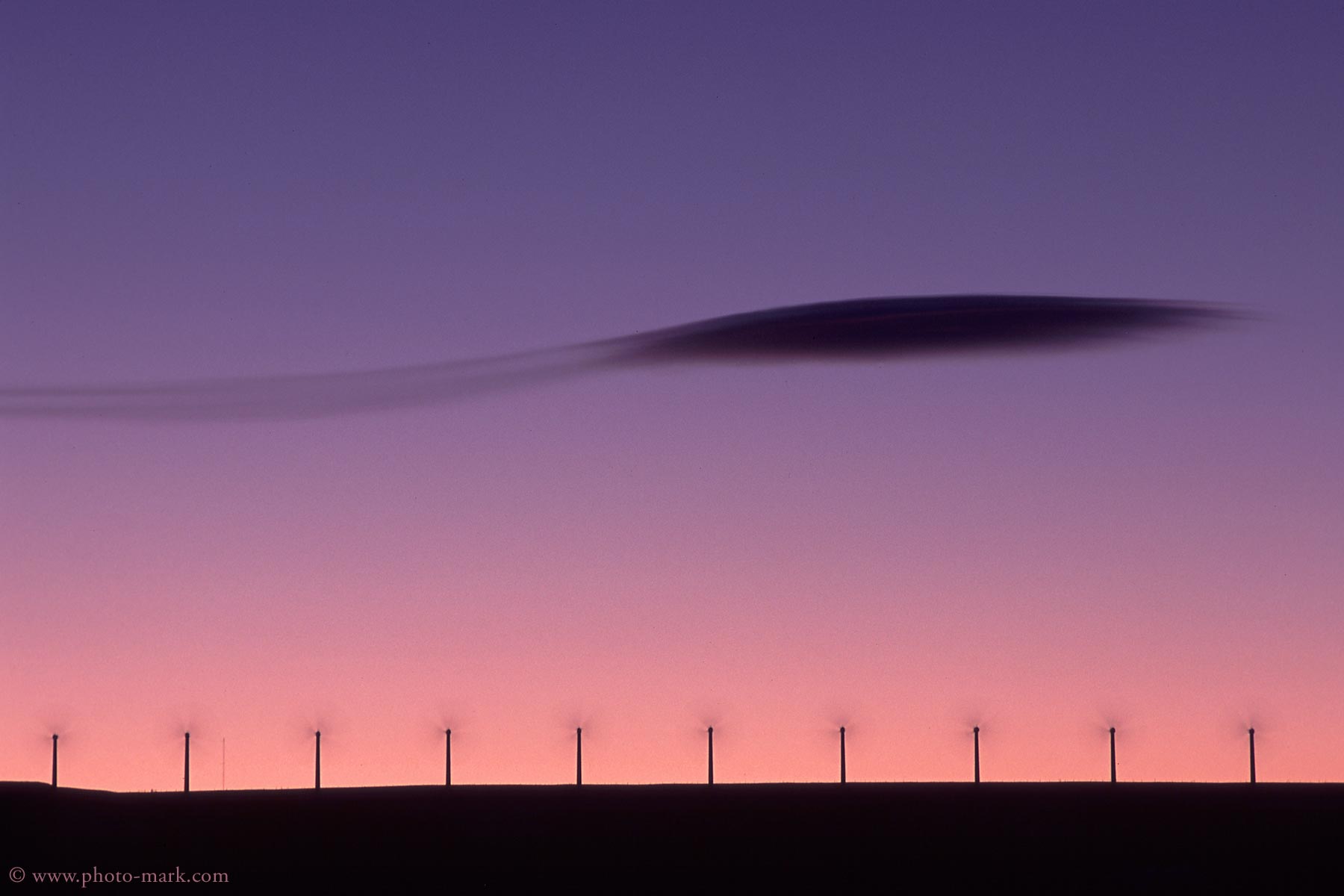 APOD: 2003 March 26 – A Lenticular Cloud Over Wyoming