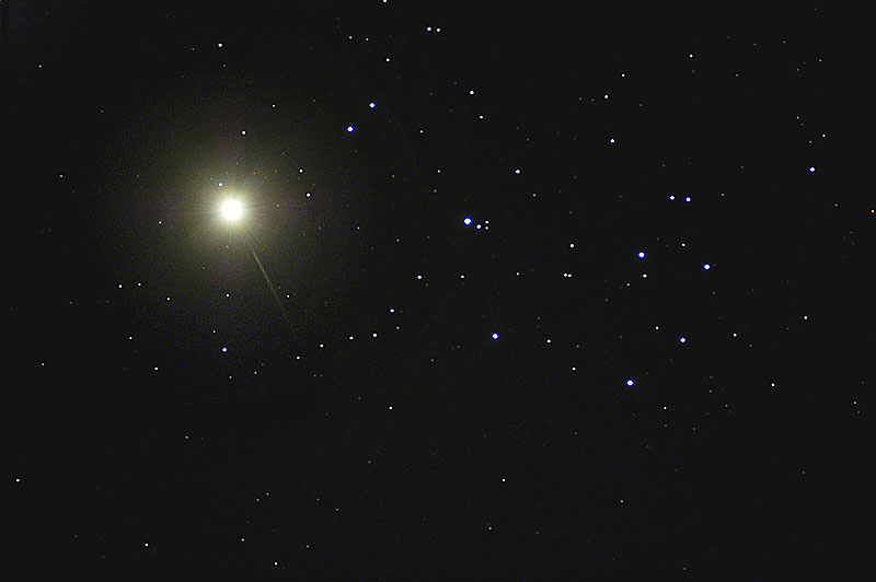 APOD: 2004 April 15 – Venus and the Pleiades