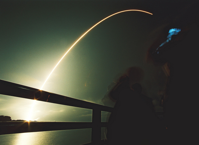 APOD: 2004 August 14 – Messenger Launch