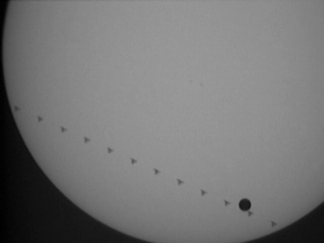Space Station, Venus, Sun — APOD for 2004-07-20