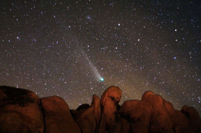 Comet NEAT (Q4) Over Indian Cove — APOD for 2004-05-18