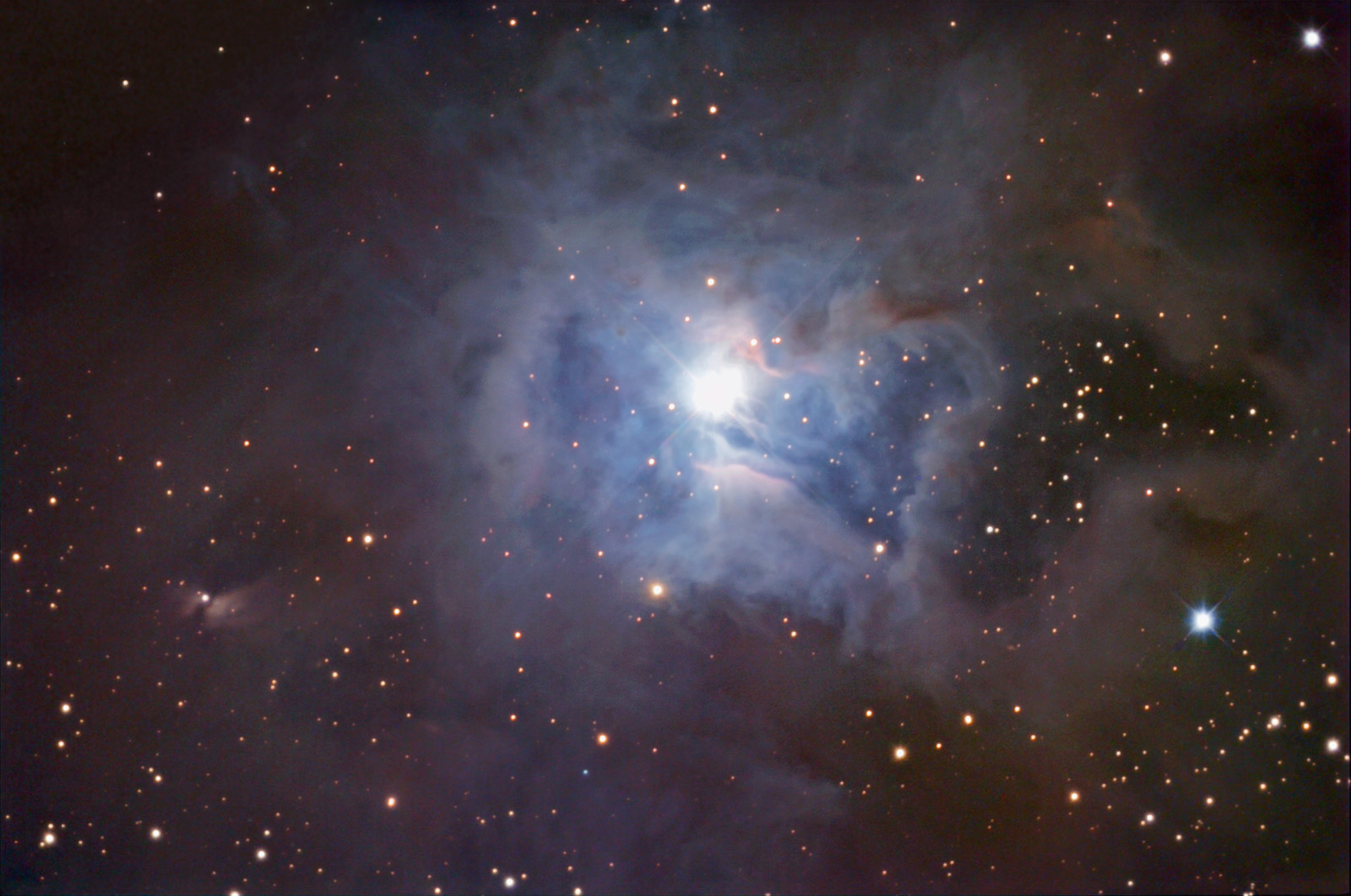 APOD: 2004 November 4 – NGC 7023: The Iris Nebula