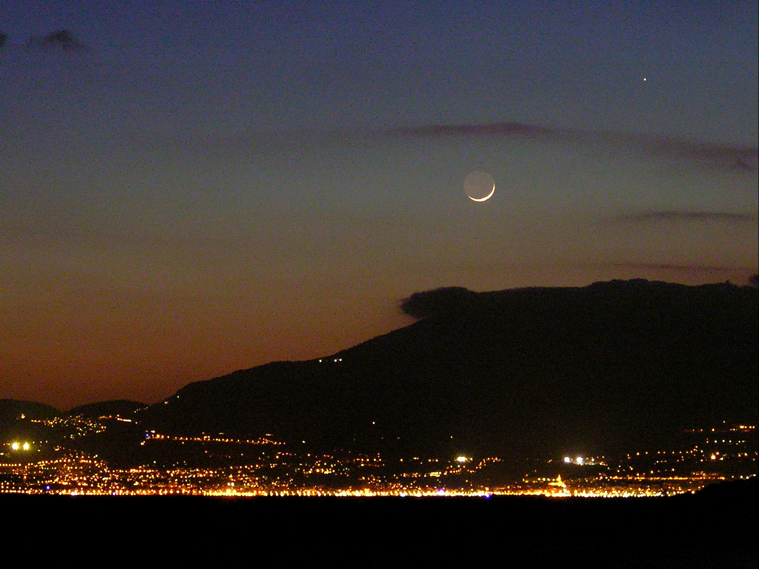 APOD: 2005 March 18 – Moon, Mercury, Monaco