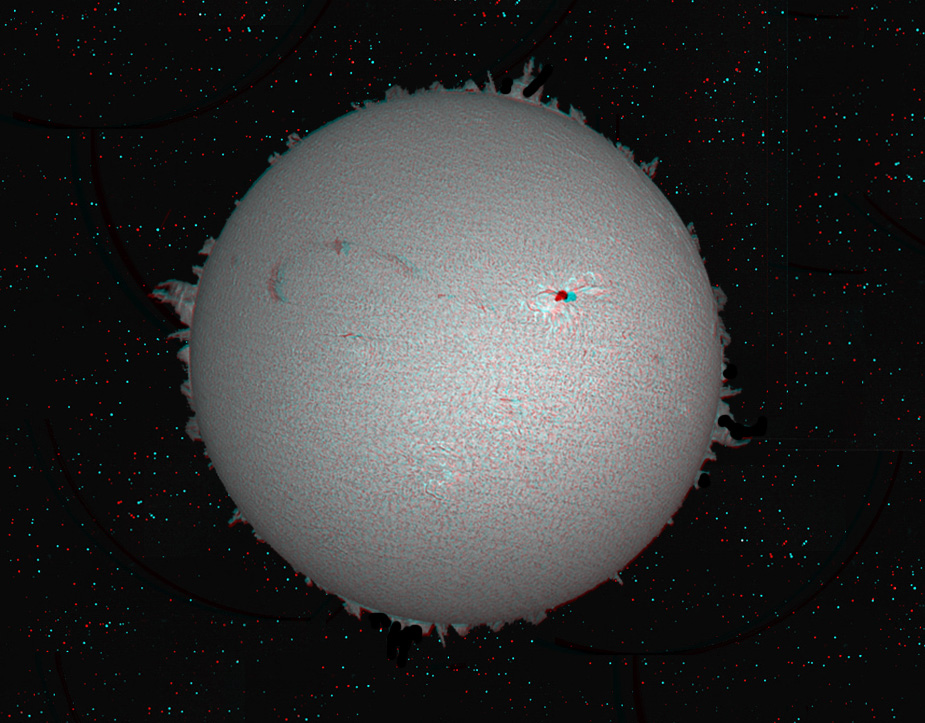 APOD: 2005 November 26 – A Stereo Sun