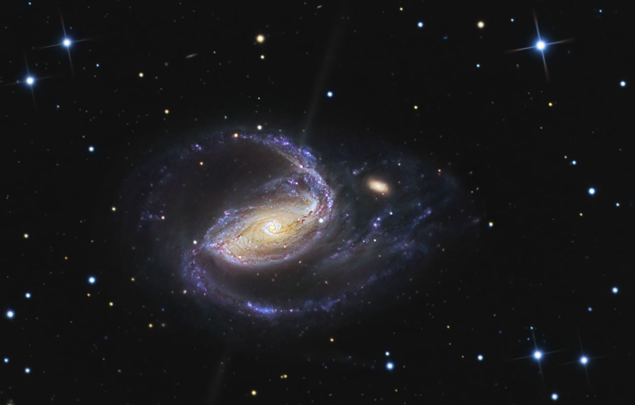 In the Arms of NGC 1097 — APOD for 2006-12-01