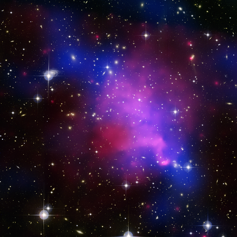 APOD: 2007 August 20 – Cluster Crash Illuminates Dark Matter Conundrum