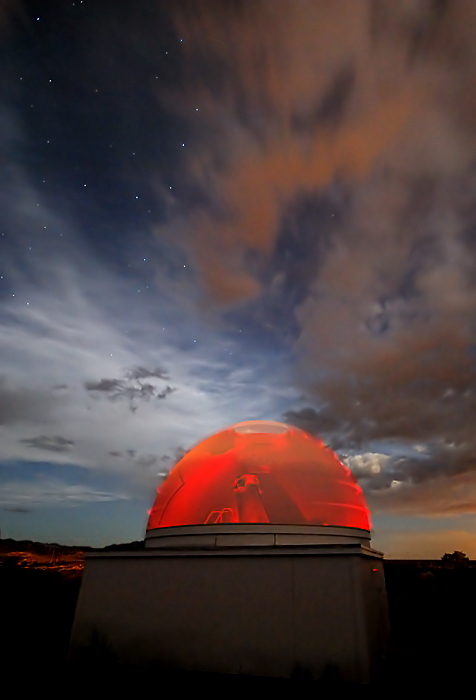 APOD: 2007 August 21 – A Red Dome Under the Big Dipper