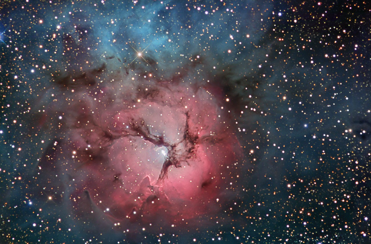 The Trifid Nebula in Stars and Dust — APOD for 2007-08-13