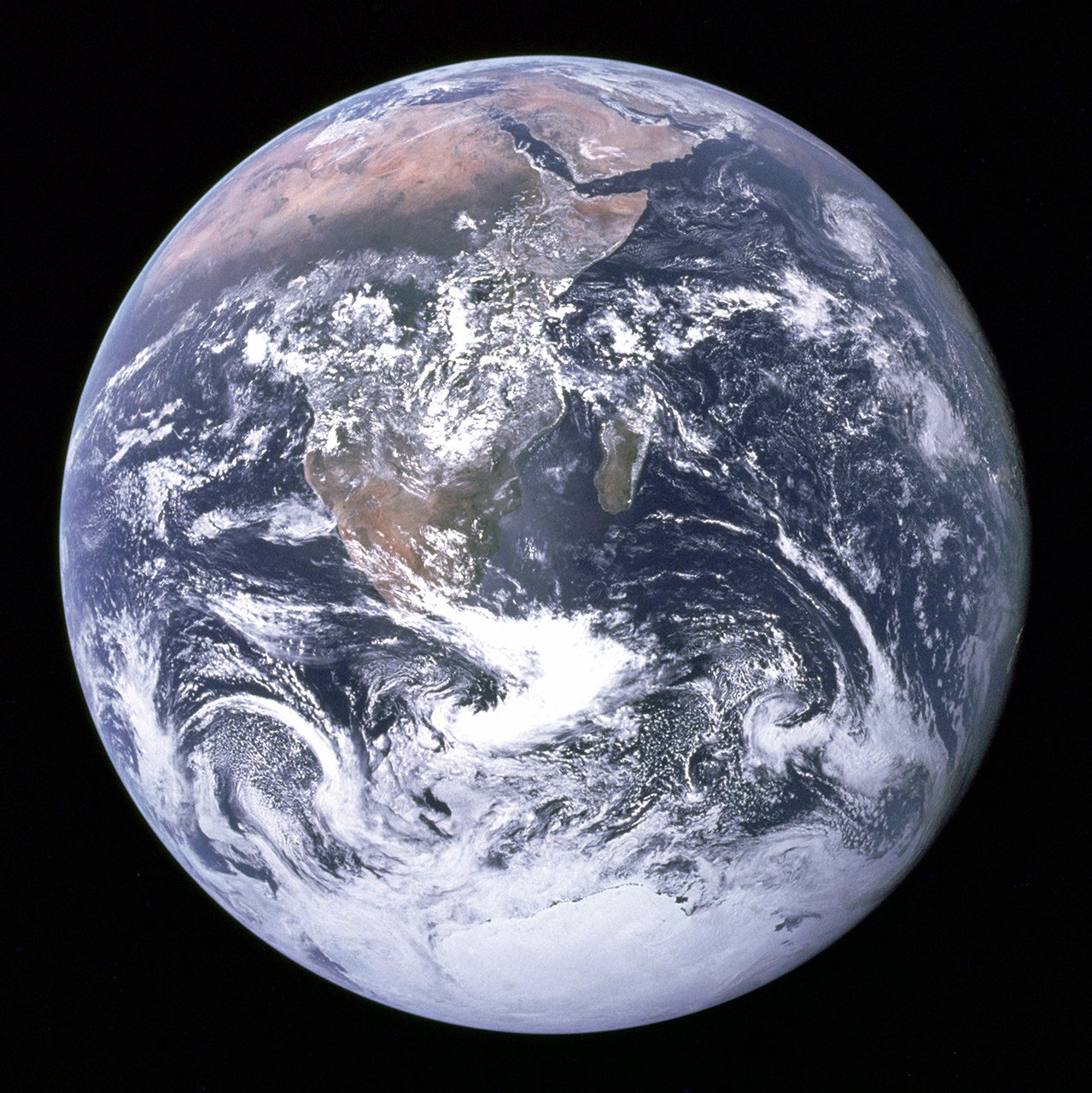 Welcome to Planet Earth — APOD for 2007-03-25