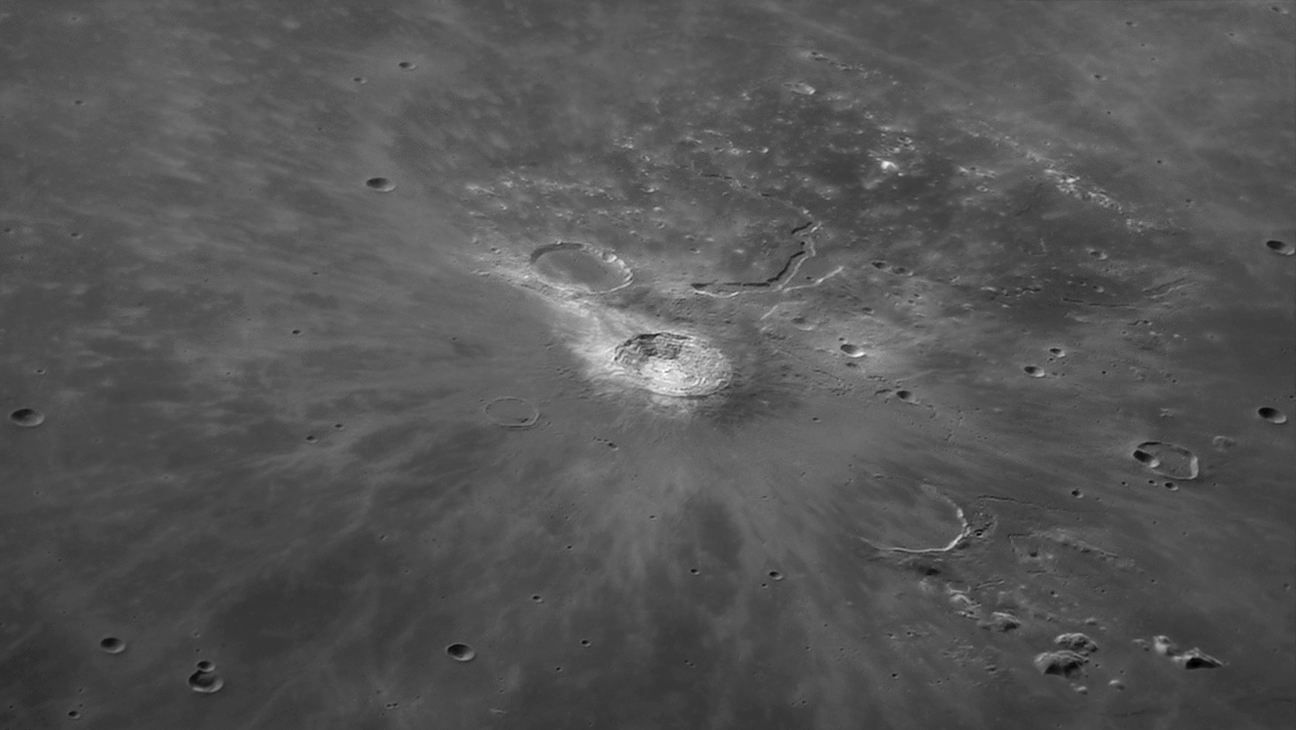 APOD: 2007 November 30 – Aristarchus Plateau