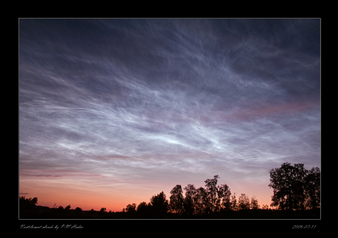 APOD: 2007 October 28 – Noctilucent Clouds Over Sweden