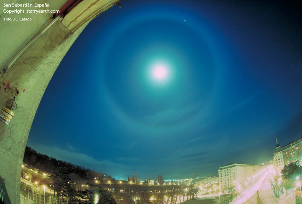 APOD: 2008 December 7 – A Halo Around the Moon