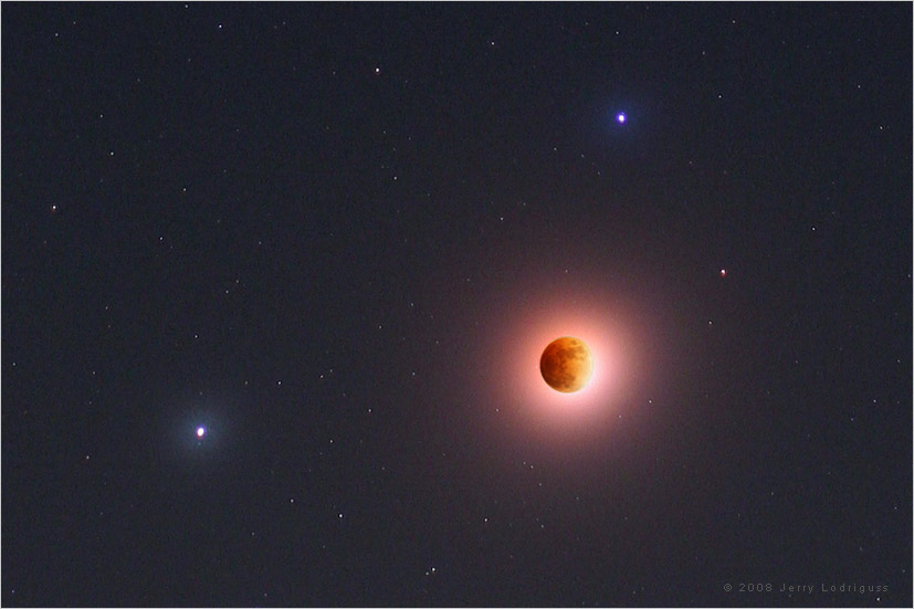 APOD: 2008 February 22 – Eclipsed Moonlight