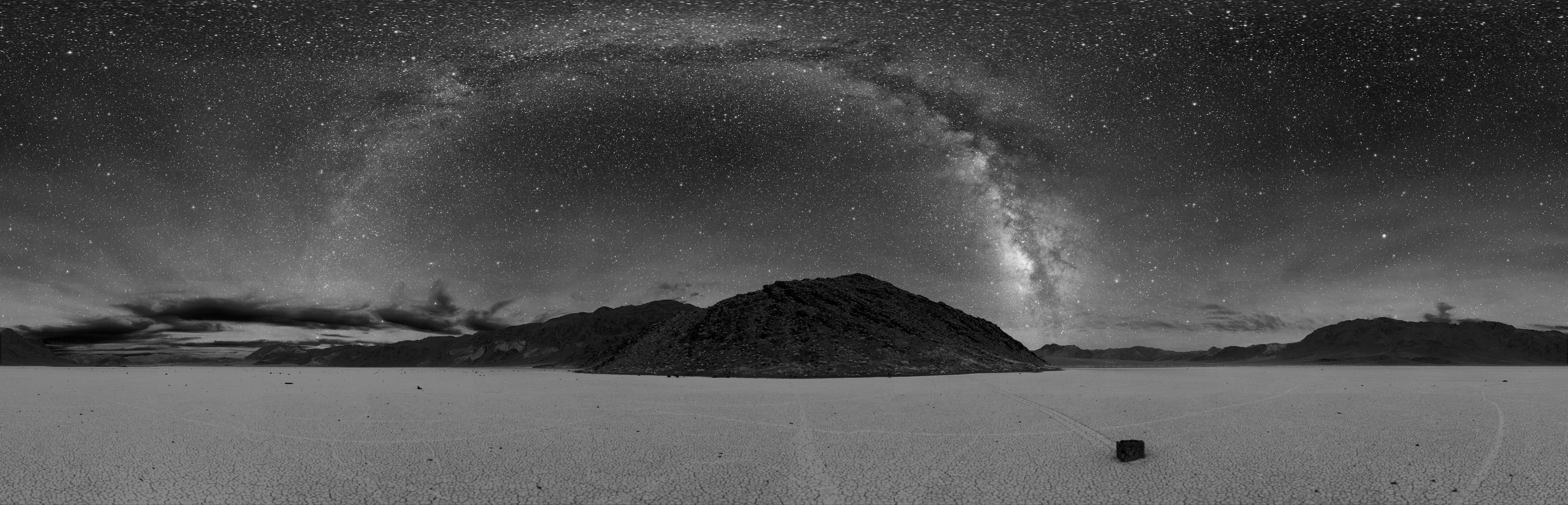 See Explanation. Clicking on the picture will download the highest resolution version available.