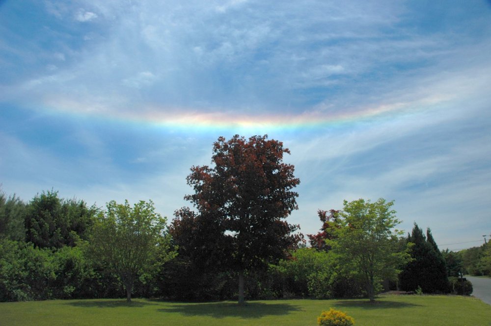 APOD: 2008 June 10 – A Fire Rainbow Over New Jersey