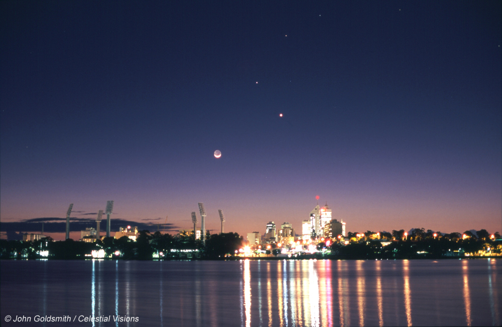 APOD: 2008 September 12 – Planets over Perth