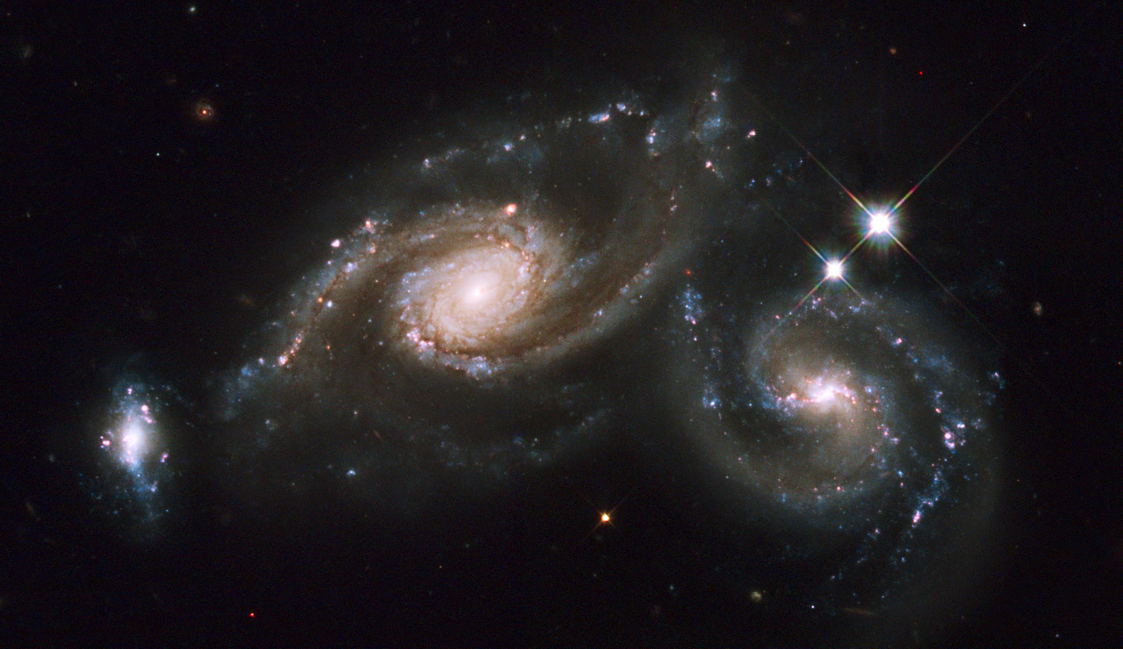 APOD: 2009 April 7 The Colliding Spiral Galaxies of Arp 274
