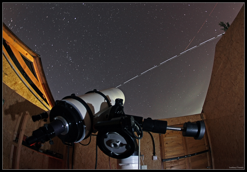APOD: 2009 April 2 – 100 Hours of Astronomy Begins