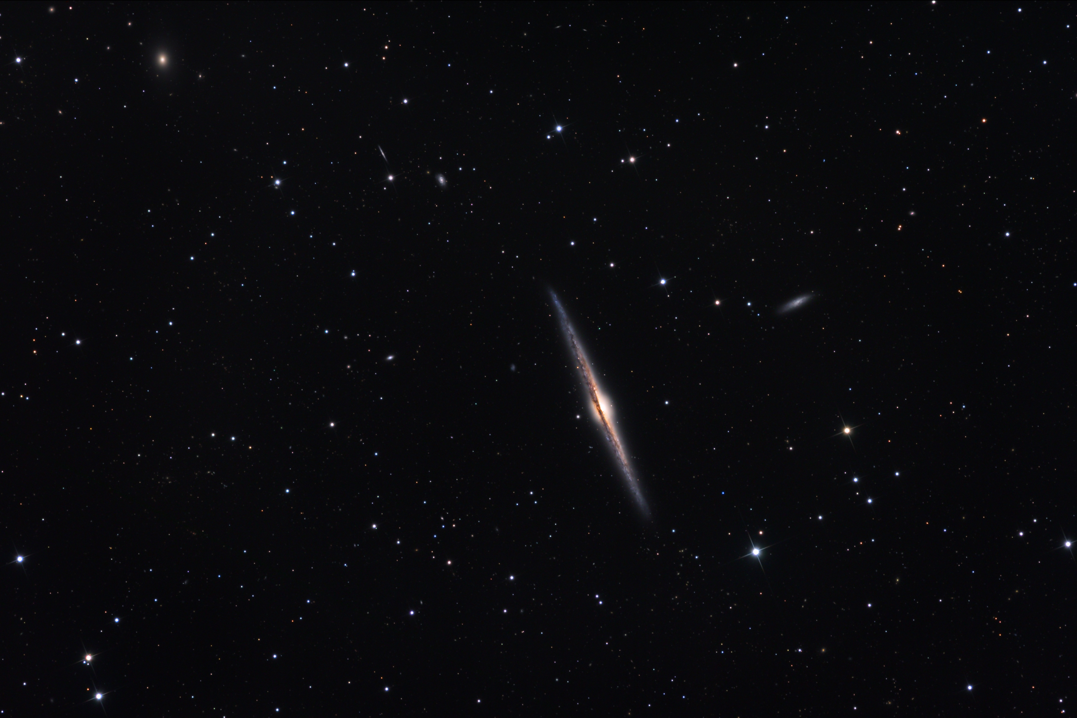 APOD: 2009 April 28 – NGC 4565: Galaxy on the Edge