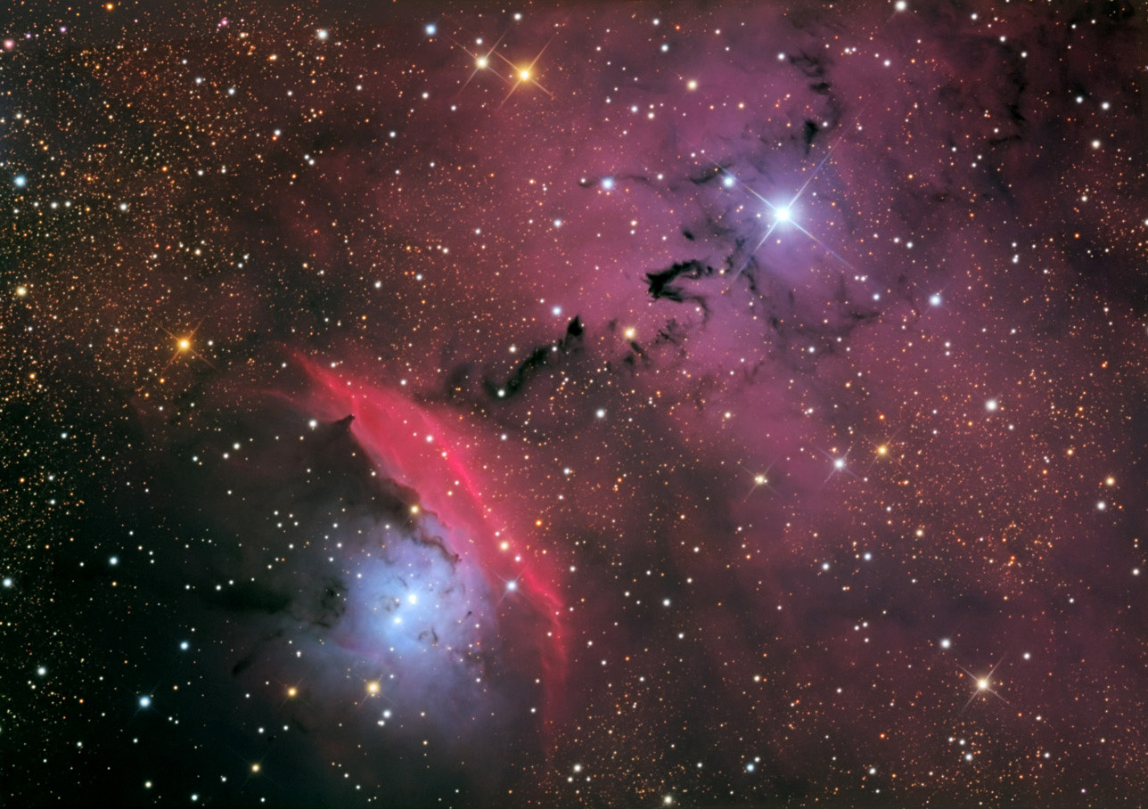 APOD: 2009 August 2 – Stars, Dust and Nebula in NGC 6559