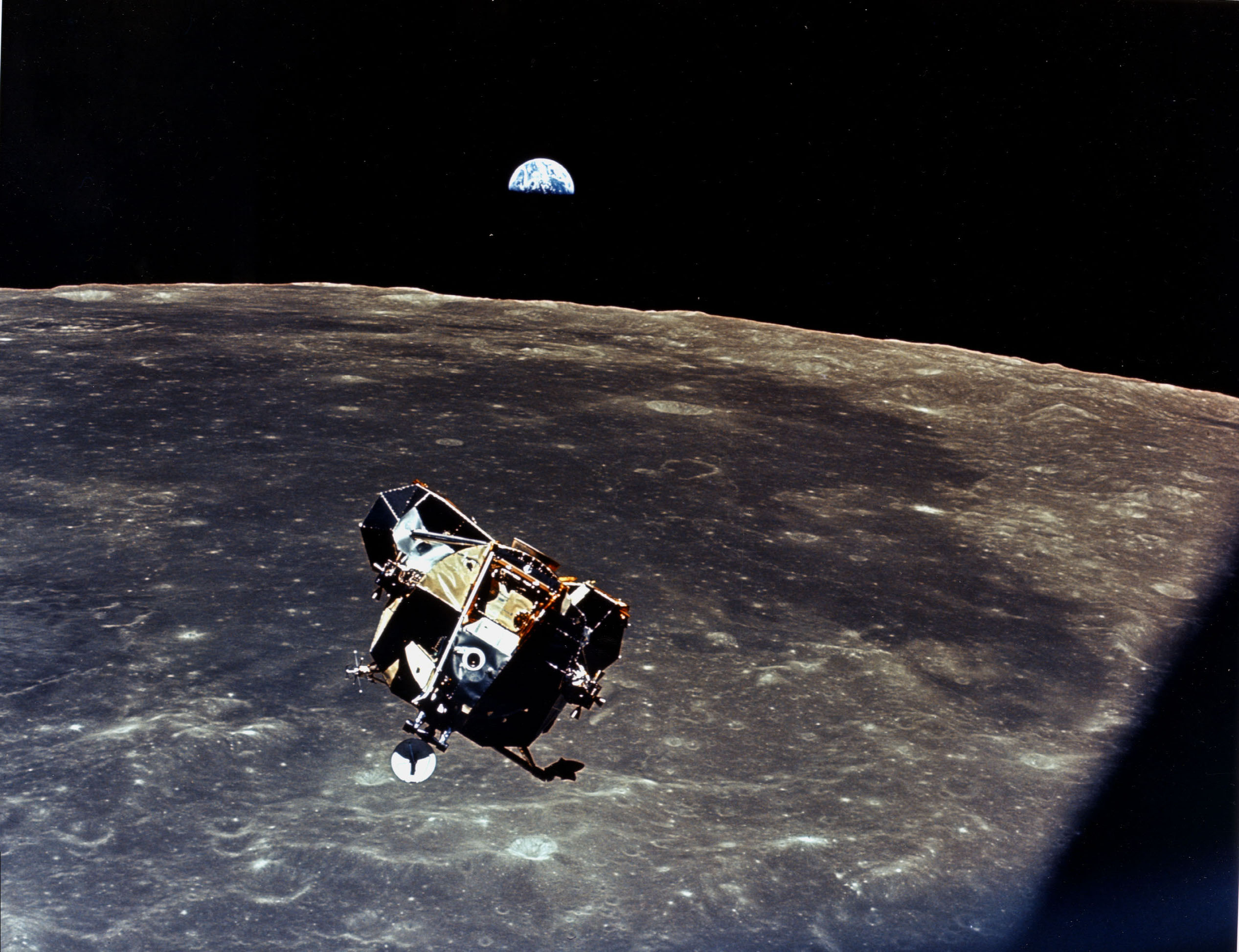 APOD: 2009 July 19 – From the Moon to the Earth