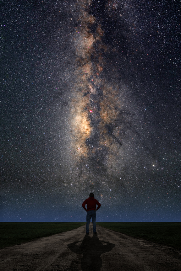 APOD: 2009 June 13 – The Milky Road